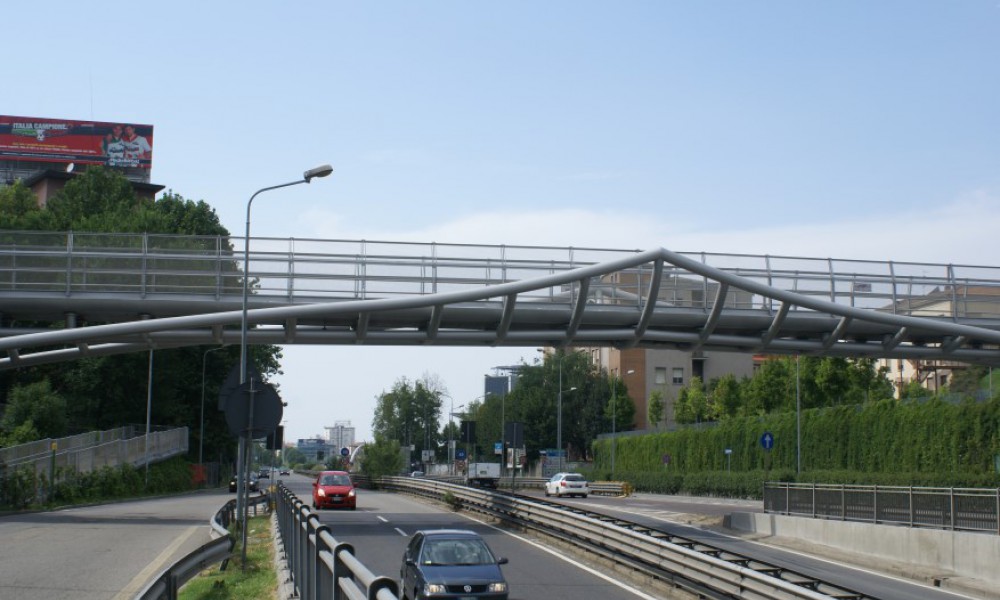 Milan footbridge