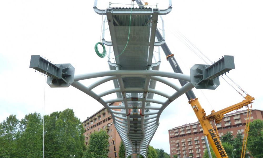 Milan footbridge